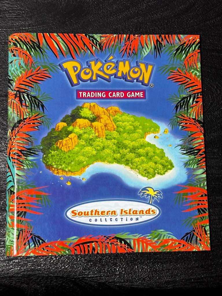 2001 Pokémon Southern Islands Collection Binder, Ophalen of Verzenden, Zo goed als nieuw
