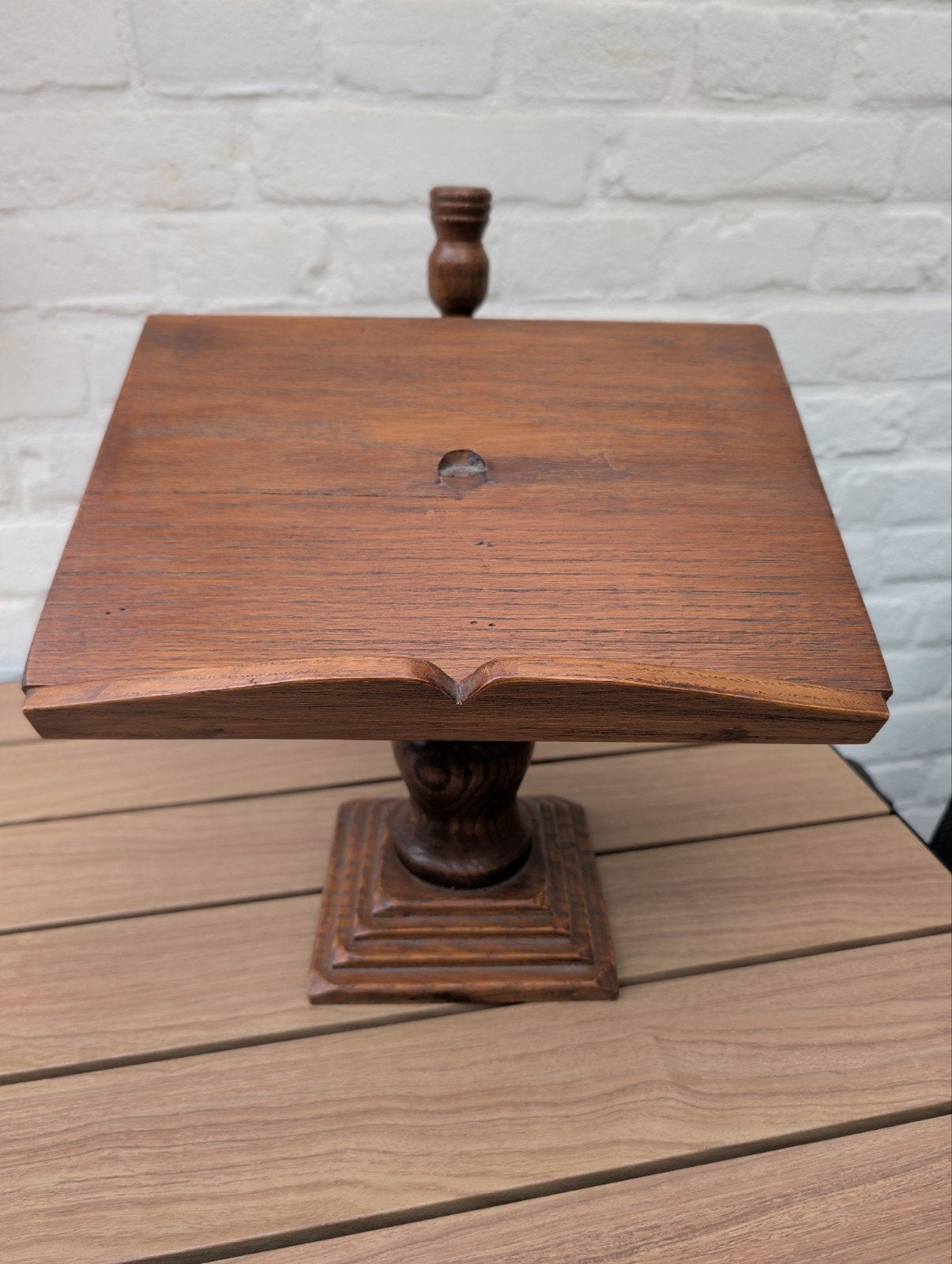 Antieke houten boeken/bijbelstandaard, Ophalen