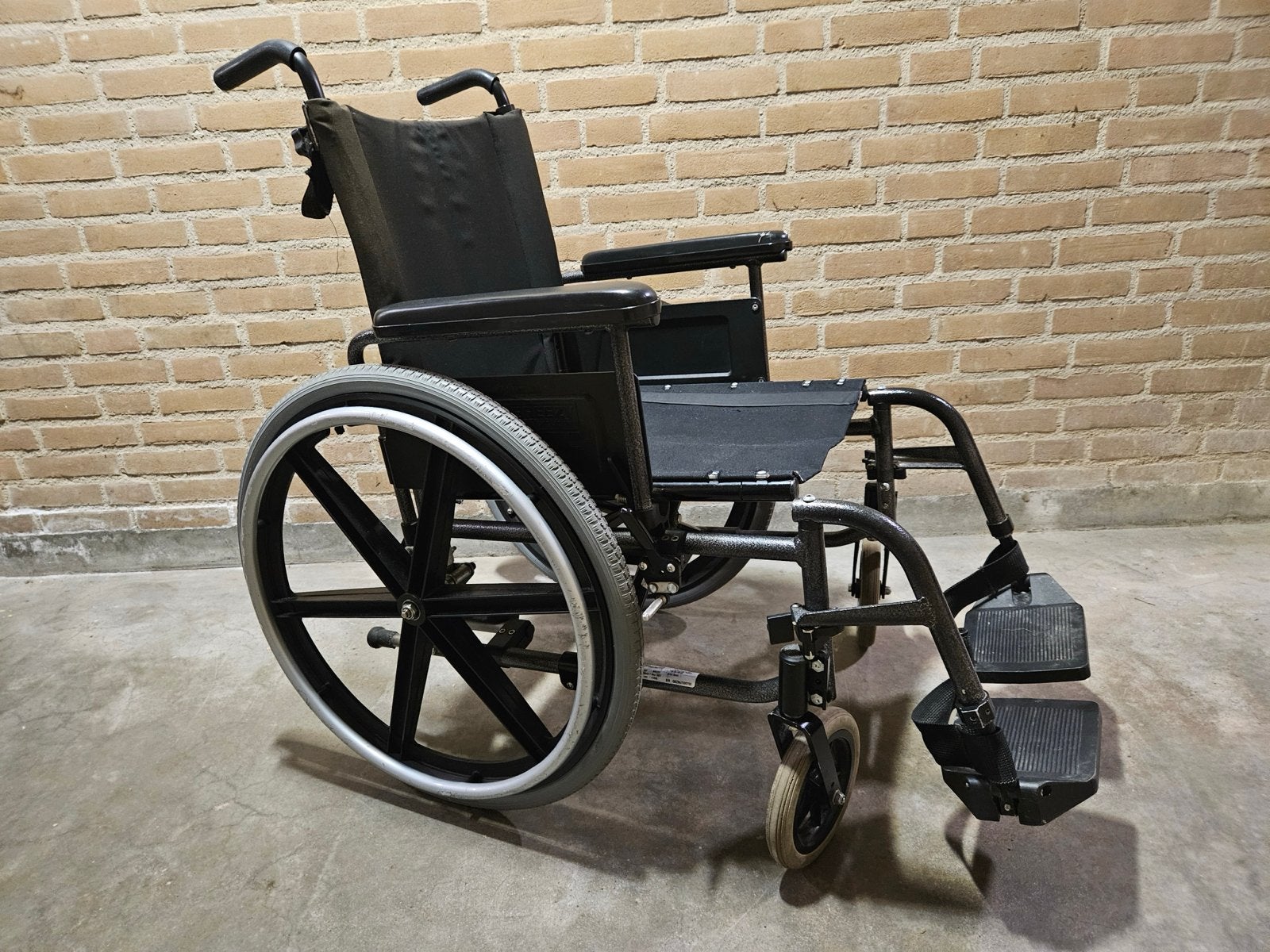 Handbewogen/duwrolstoel, Ophalen, Inklapbaar, Gebruikt, Handbewogen rolstoel
