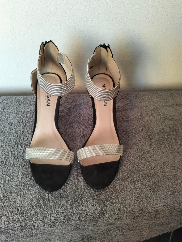 Pumps Morgan, Ophalen of Verzenden, Zo goed als nieuw, Zwart