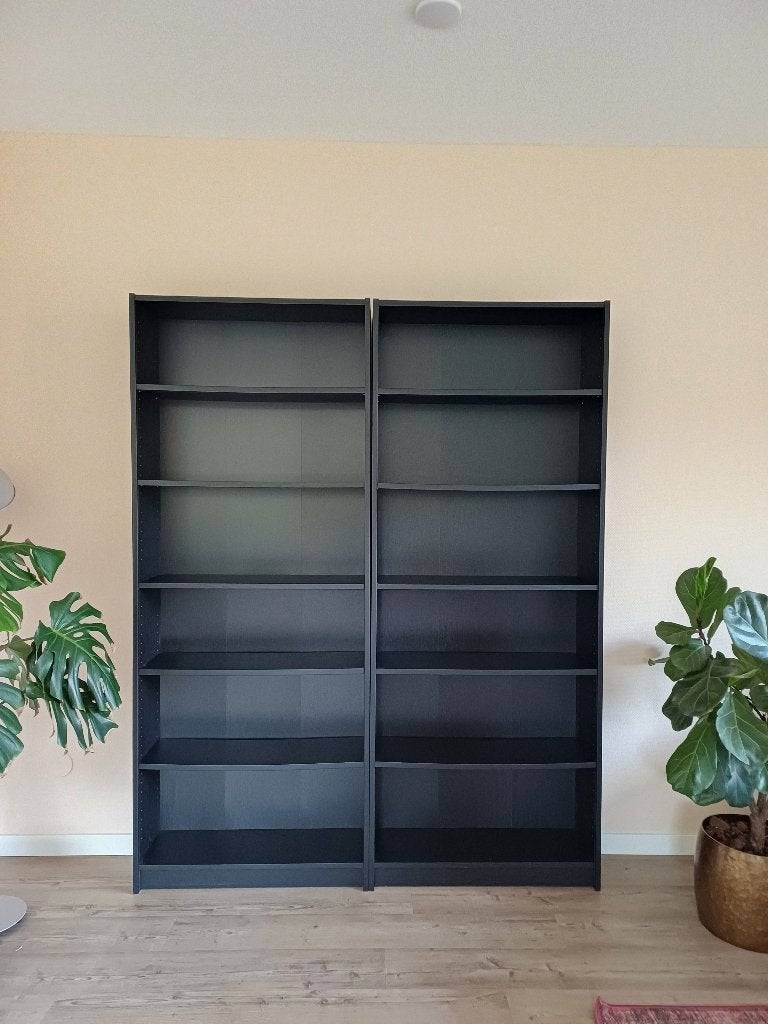 Foto 2 van Ikea billy boekenkasten zwart