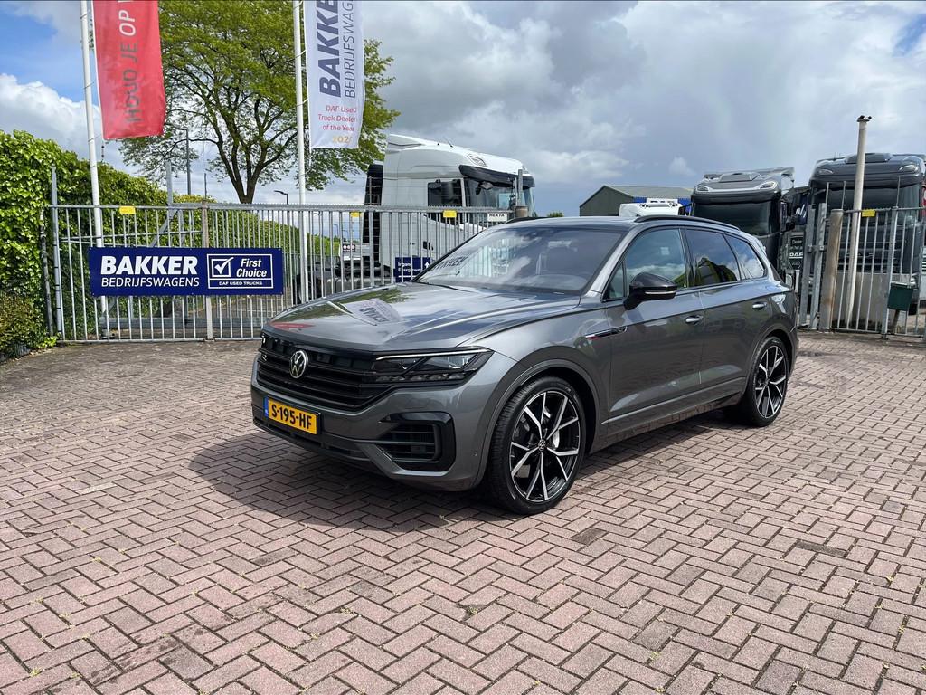 Volkswagen Touareg R Hybride 2.9 ltr. 250 + 60 kW - 420 pk C, Automaat, Gebruikt, 2995 cc, Origineel Nederlands