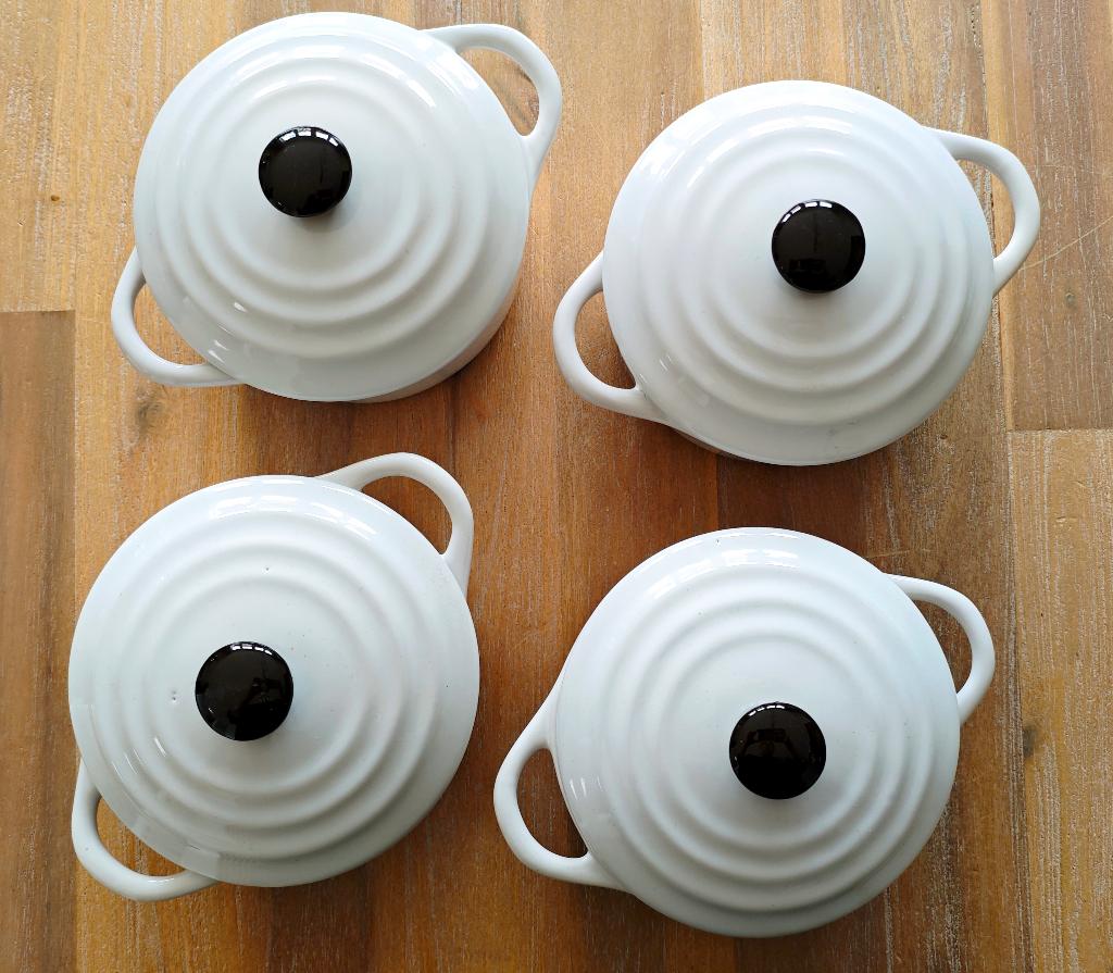 Mini pannetjes, ovenschaaltjes met deksel, Huis en Inrichting, Keuken | Potten en Pannen, Ophalen of Verzenden, Gebruikt, Overige materialen