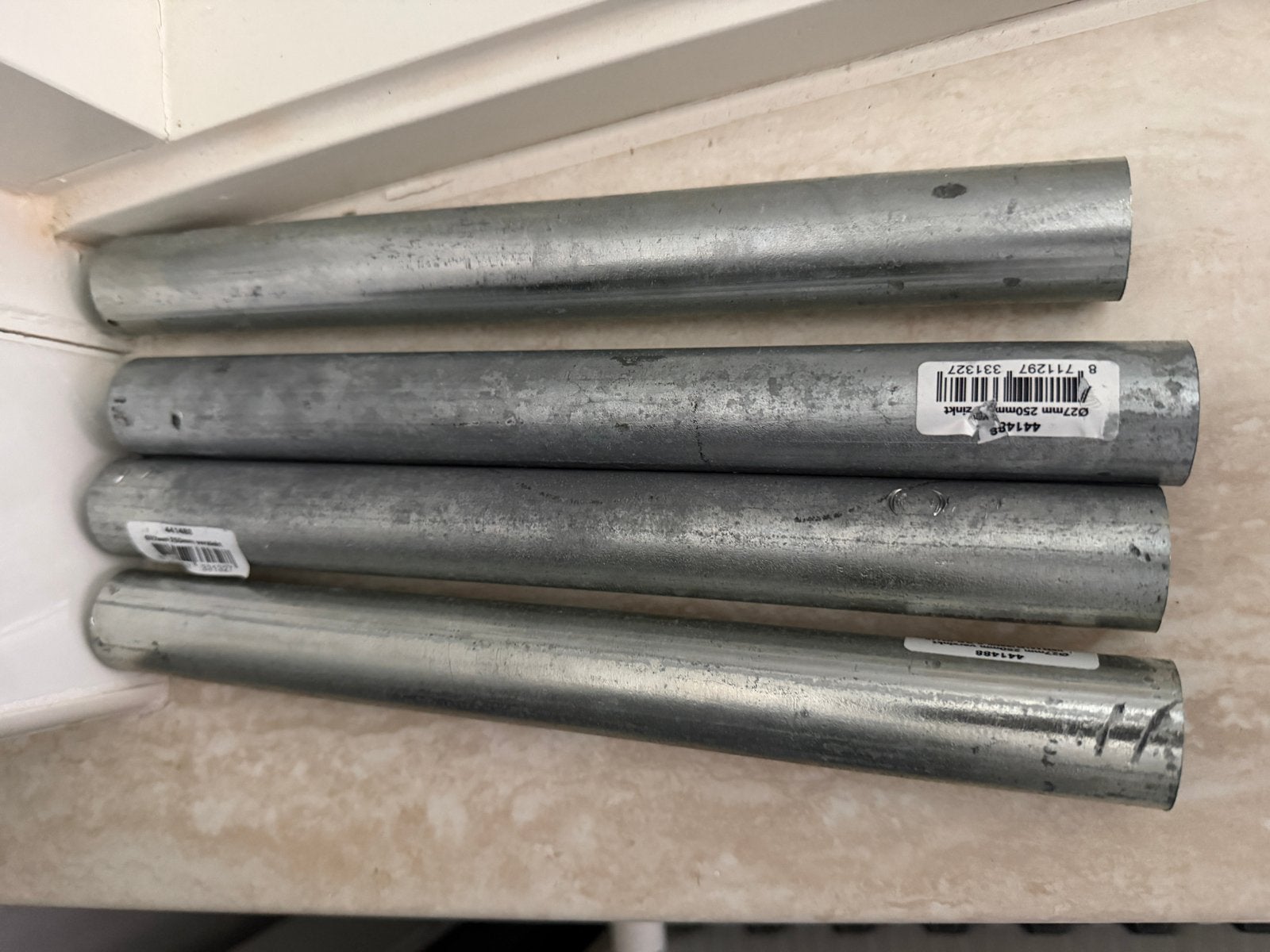 4x gegalvaniseerde rechte buizen, Ø27mm, 250mm lang, Ophalen, Overige materialen, Gebruikt, 20 tot 40 mm