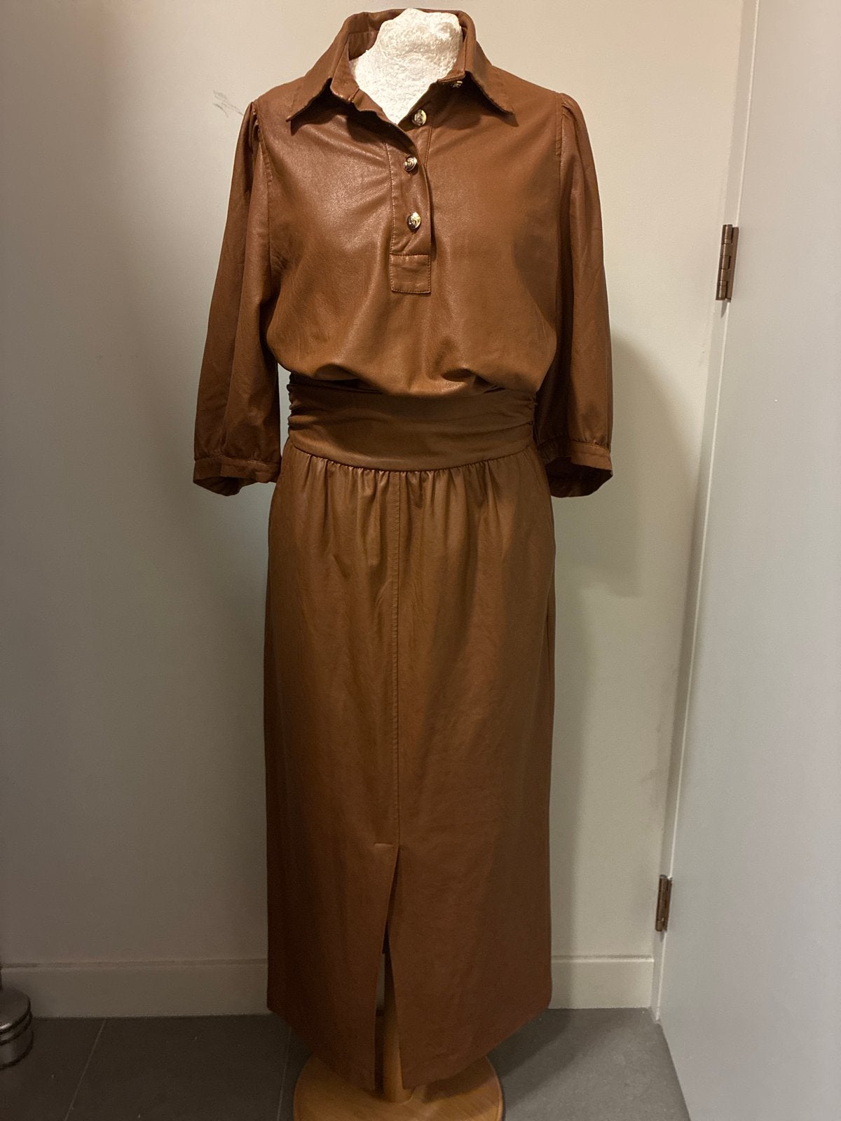 Caroline Biss combi vegan leer cognac top 38 midi rok 36, Kleding | Dames, Maat 38/40 (M), Bruin, Ophalen of Verzenden, Zo goed als nieuw