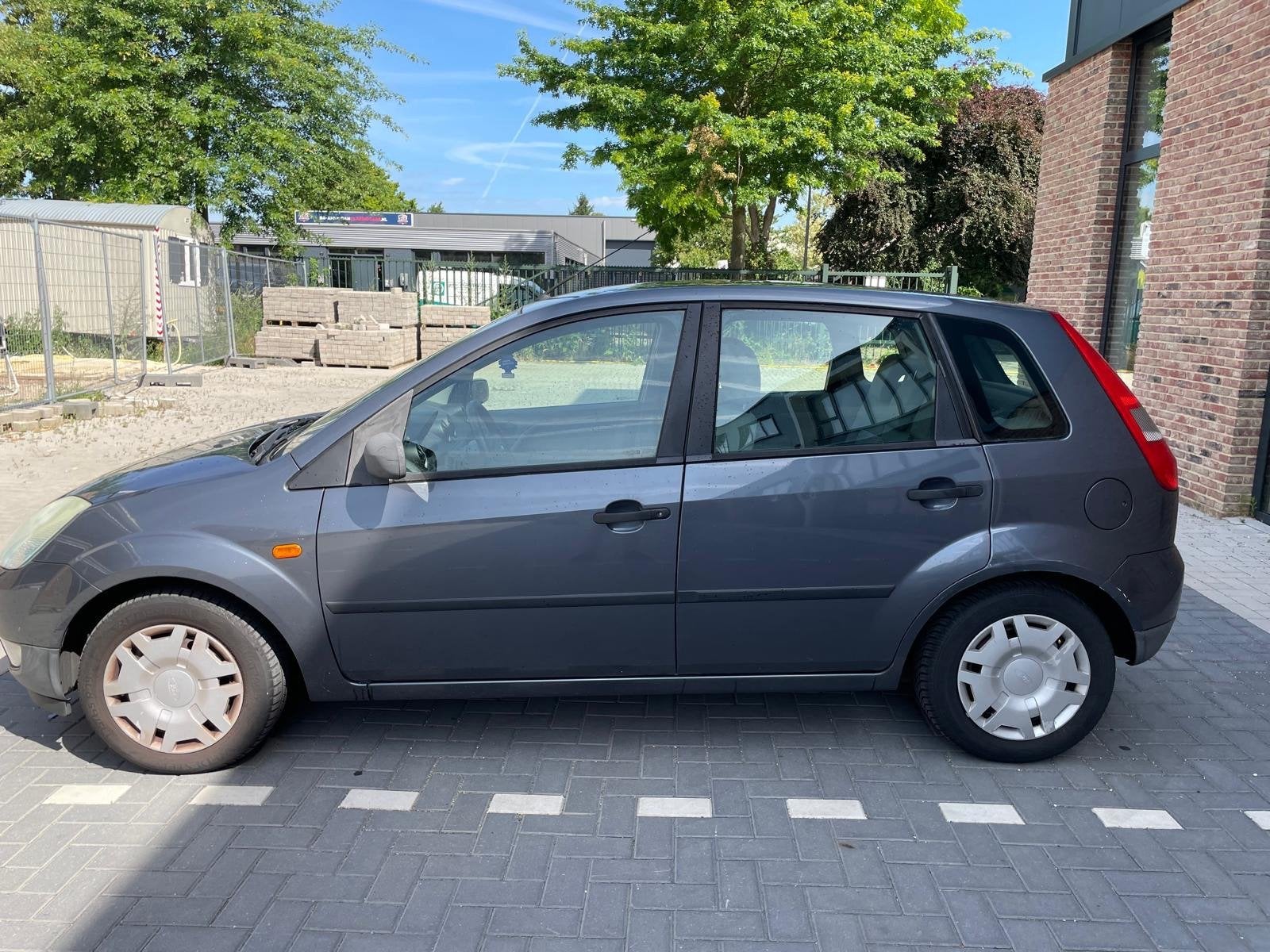 Ford Fiesta 1.3 Ambiente, Auto's, Ford, 1299 cc, Gebruikt, 4 cilinders, 49 €/maand