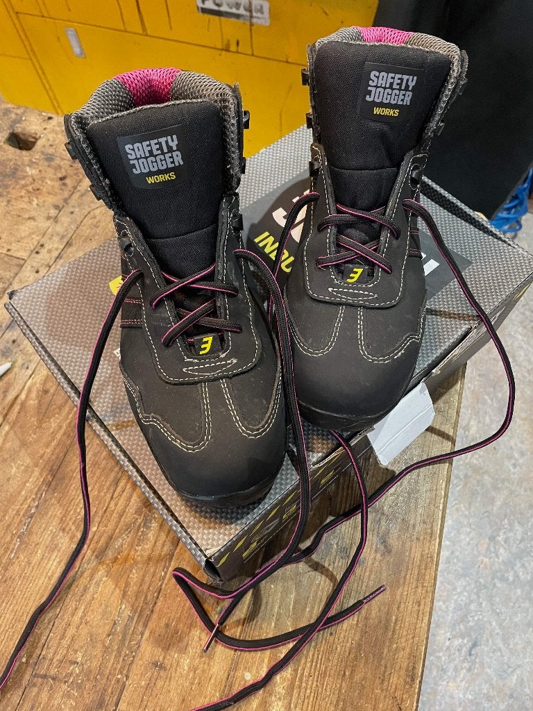 Safety Jogger veiligheidsschoen SJ Isis S3 zwart hoog mt. 39, Safety Jogger, Zwart, Ophalen of Verzenden, Zo goed als nieuw