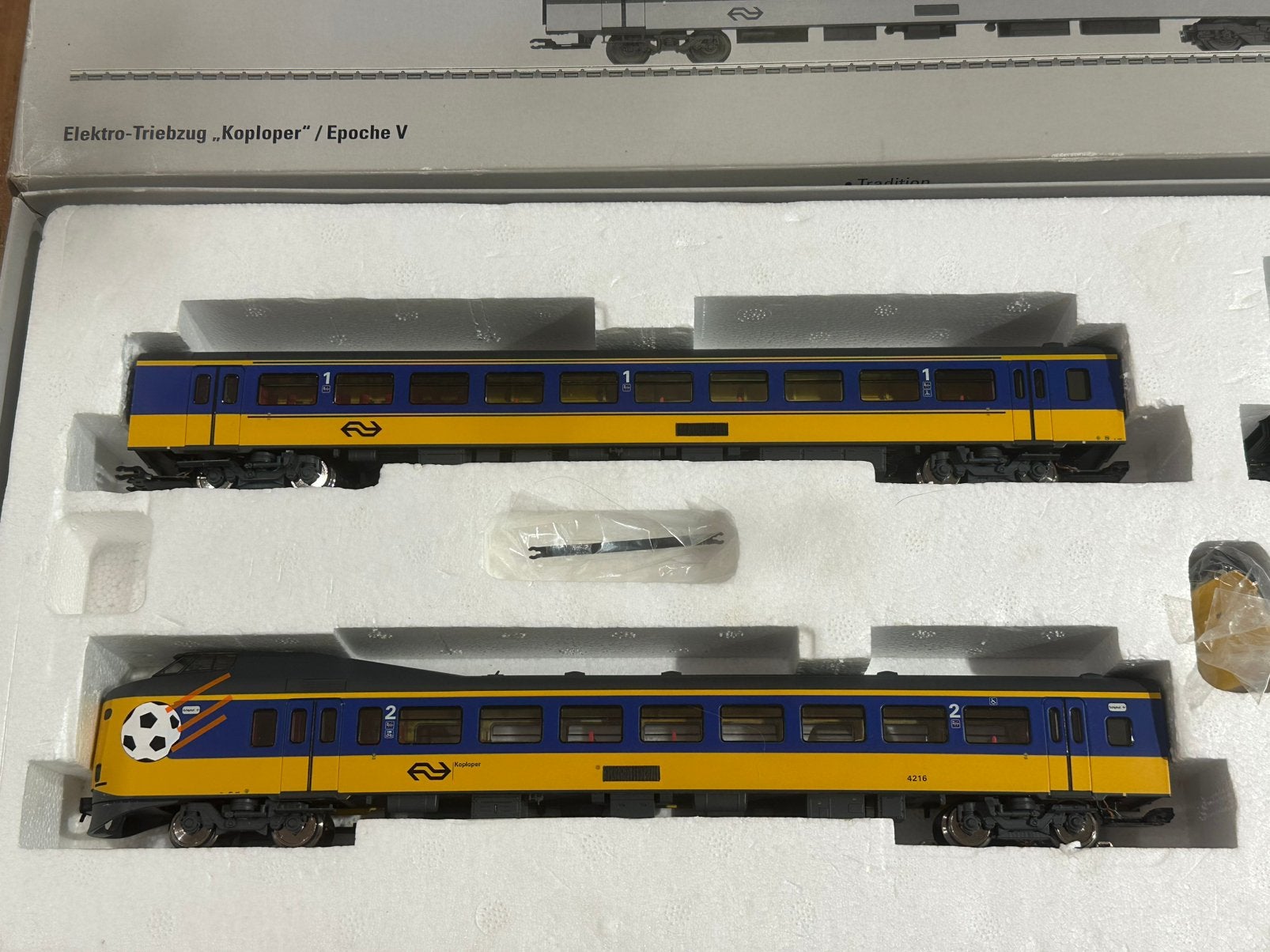 Marklin 37421.1 NS koploper ICM “voetbal editie” zelfzaam, Wisselstroom, Locomotief, -, -