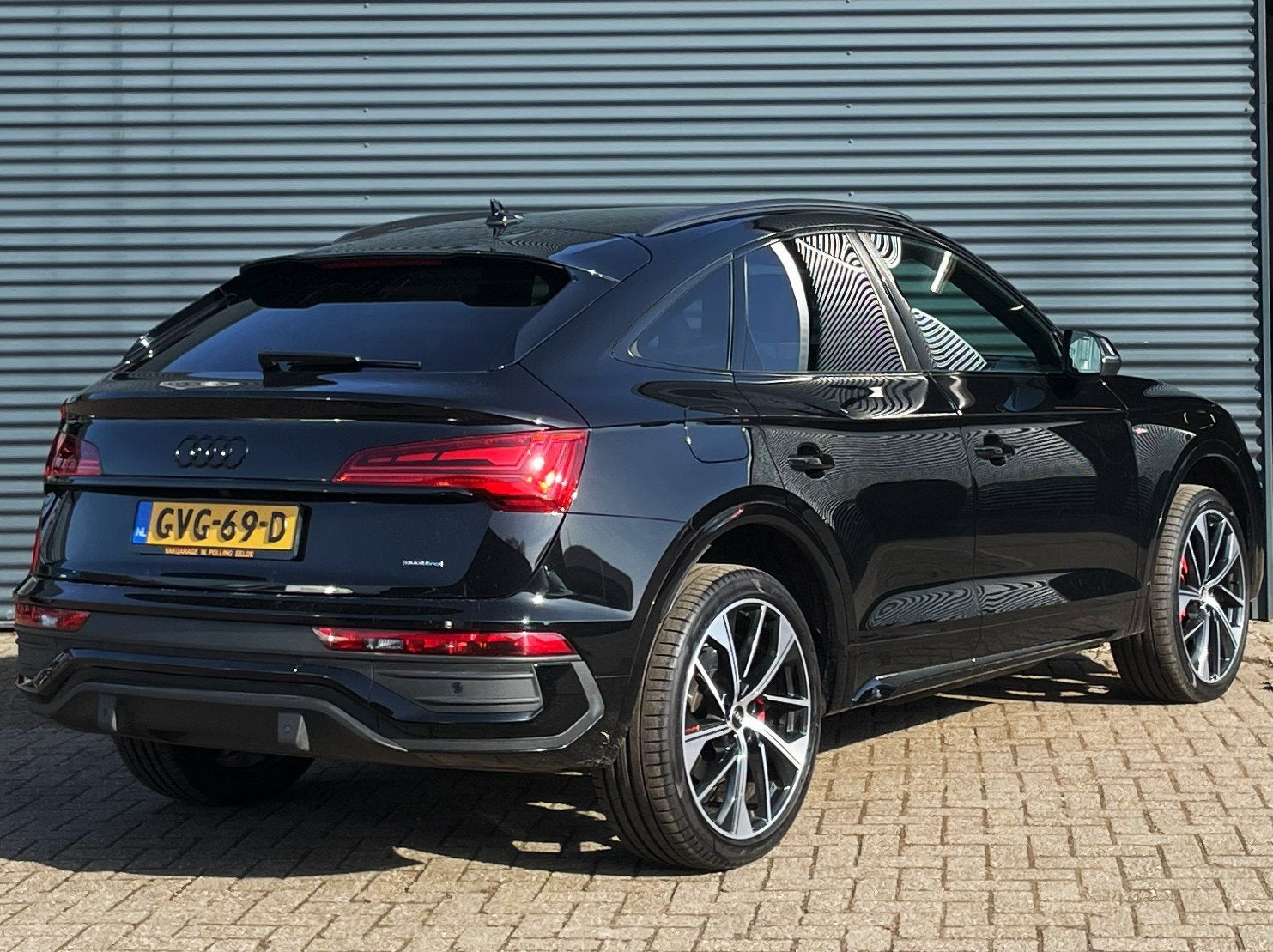 Audi Q5 Sportback 40 TDI Quattro S-Line Trekhaak/B&O, Auto's, Automaat, Dealer onderhouden, 1800 kg, Gebruikt