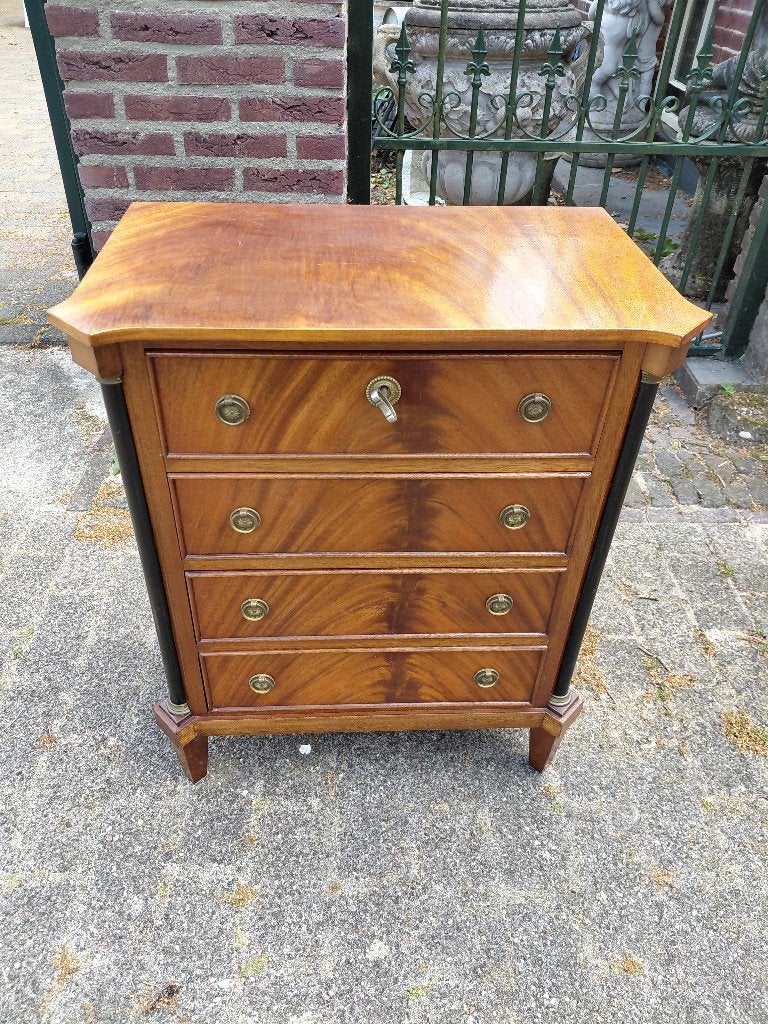 Empirestijl mahonie 4-laden commode., Ophalen