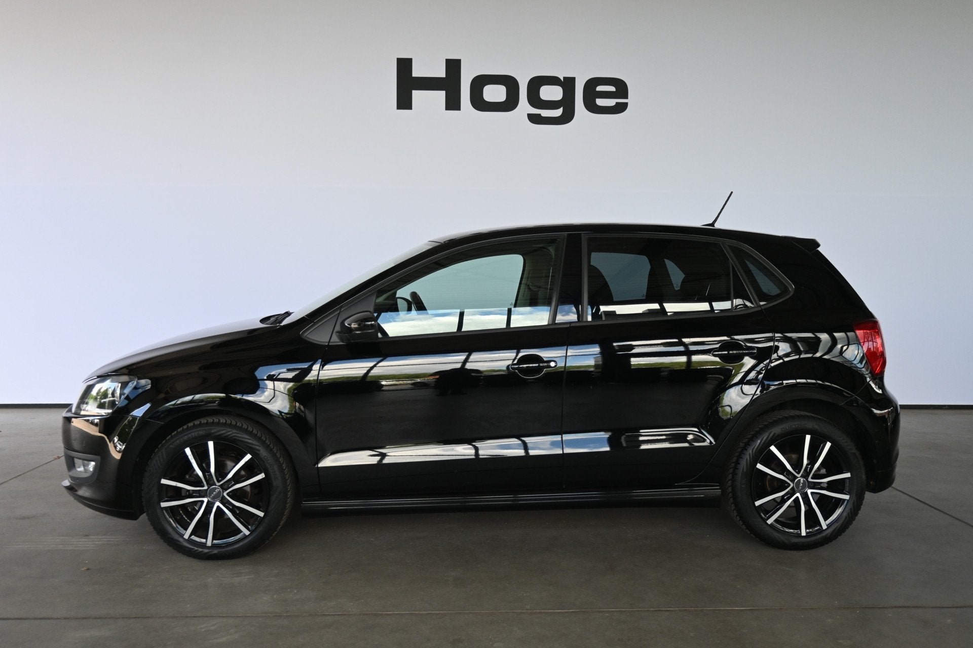 Volkswagen Polo 1.0 BlueMotion Edition Clima Navigatie Cruis, Auto's, Voorwielaandrijving, Automatische klimaatregeling, Stof