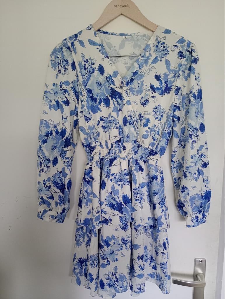 Shein jurk maat S met bloemenprint, Blauw, Ophalen of Verzenden, Zo goed als nieuw, Maat 36 (S)
