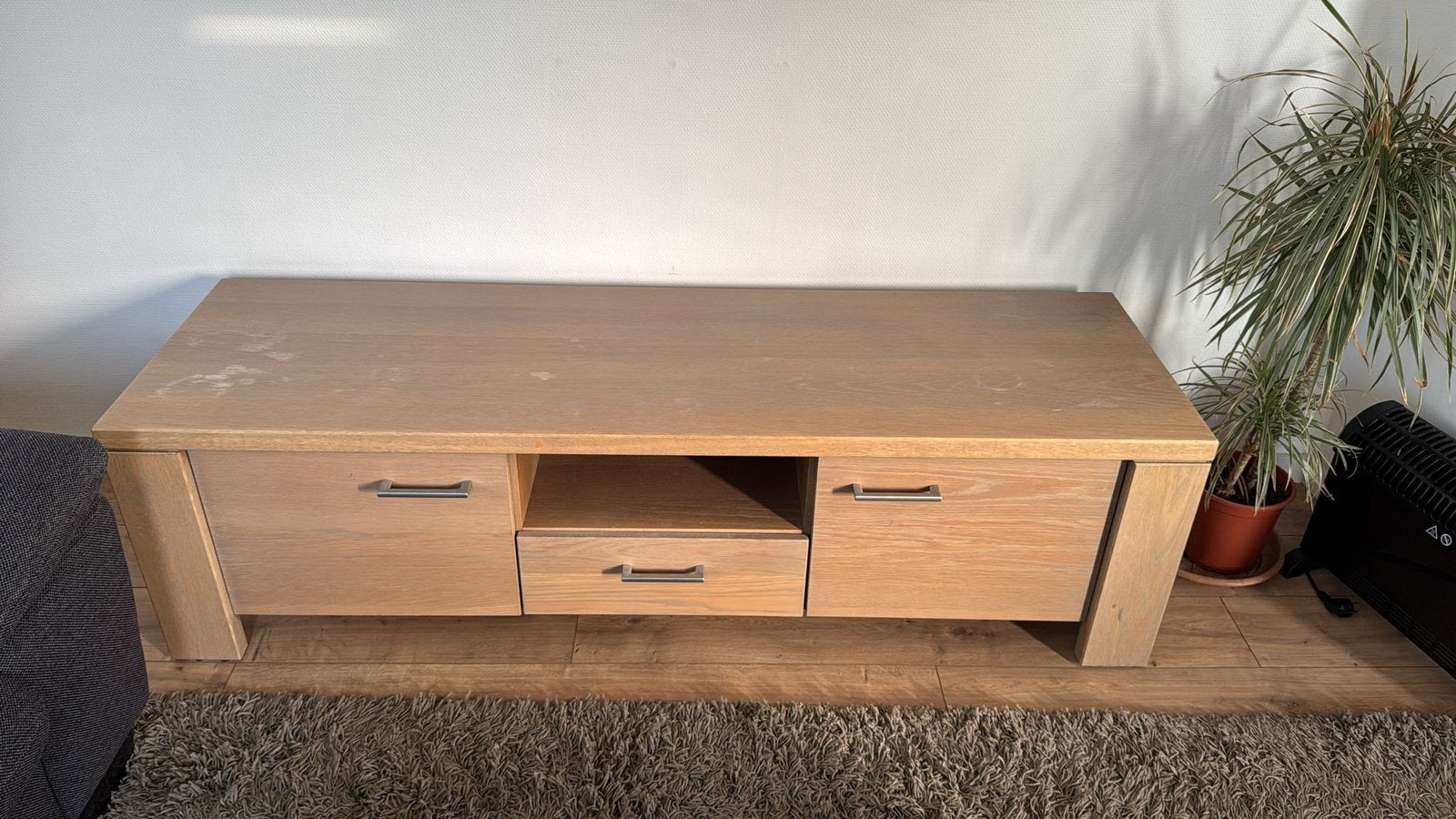 Tv meubel, Ophalen, 150 tot 200 cm, Zo goed als nieuw, Minder dan 100 cm