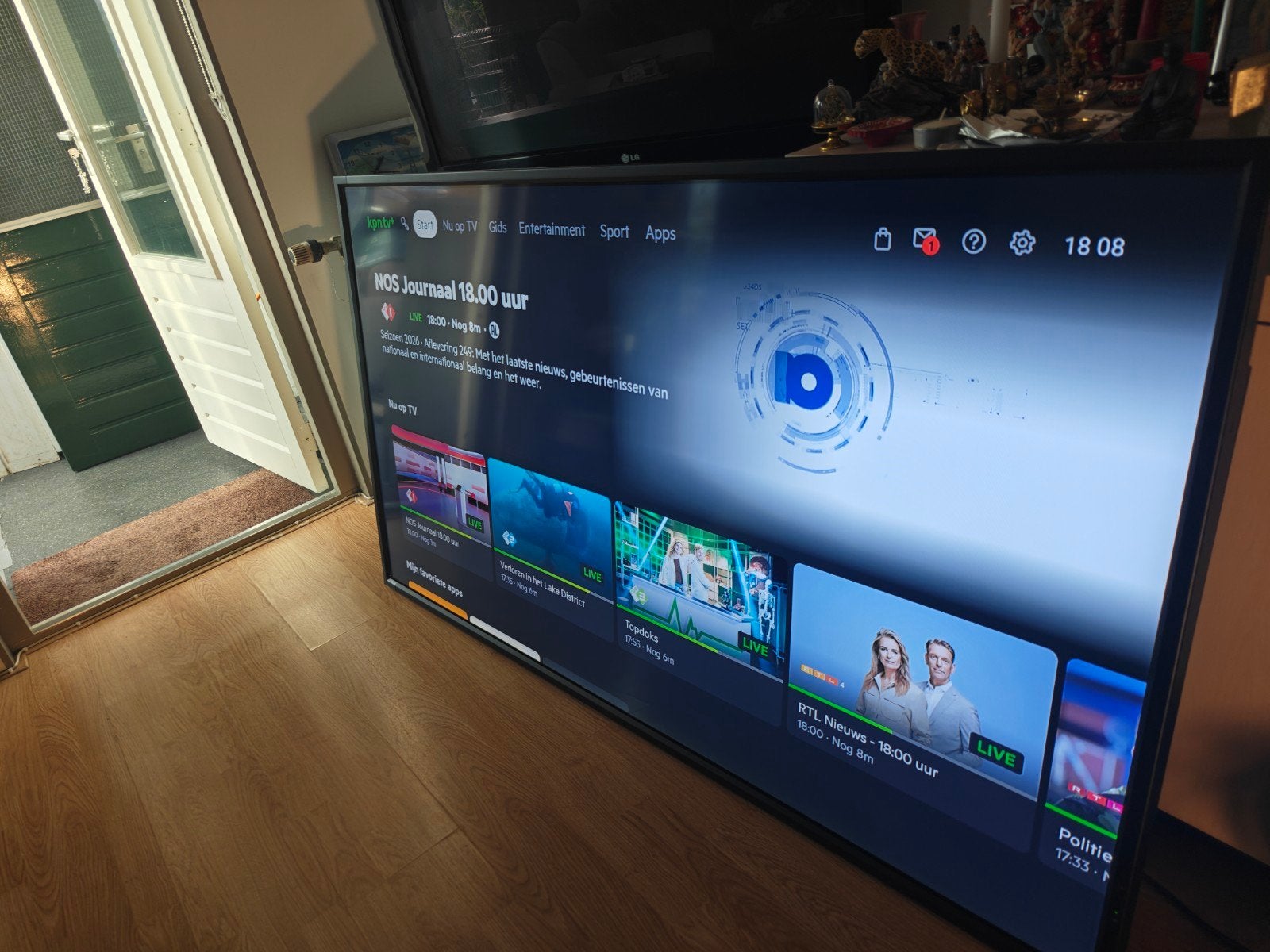 NEC E705 70 inch (zonder afstandsbediening), Audio, Tv en Foto, Gebruikt, 50 Hz, LCD, 100 cm of meer
