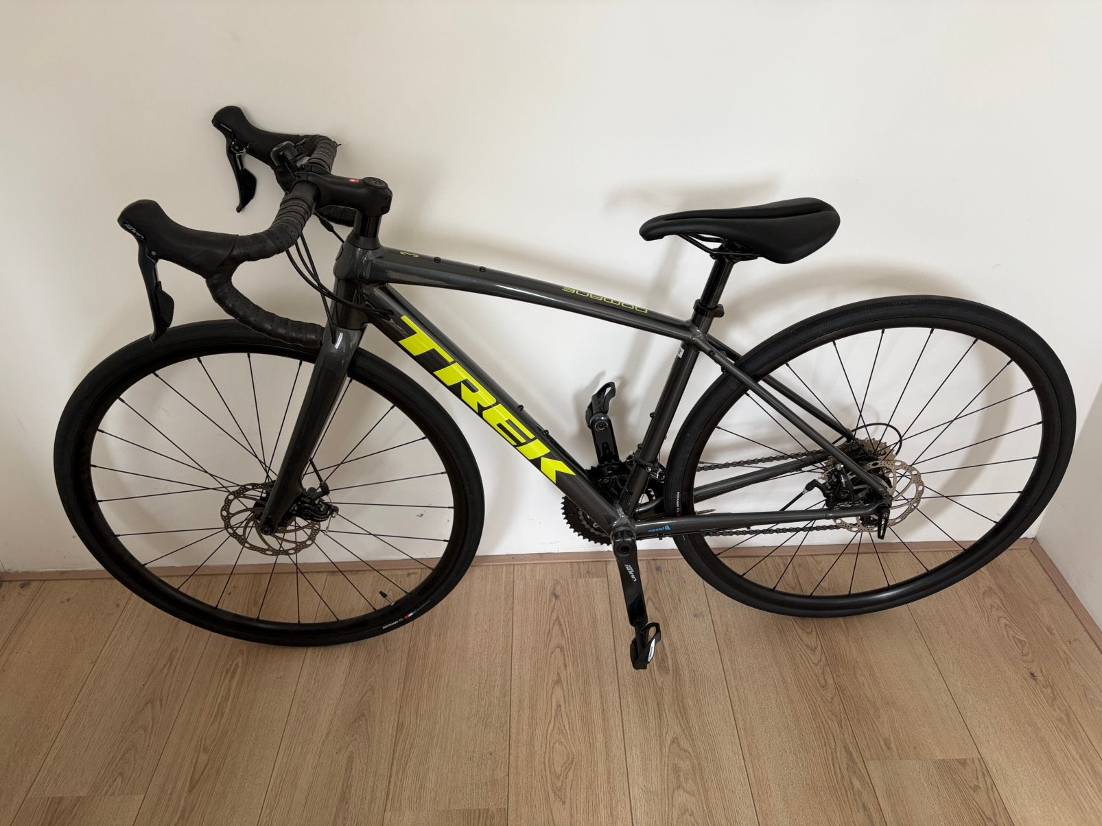 Trek Domane AL 3 Disc maat 49, Fietsen en Brommers, Fietsen | Racefietsen, Ophalen
