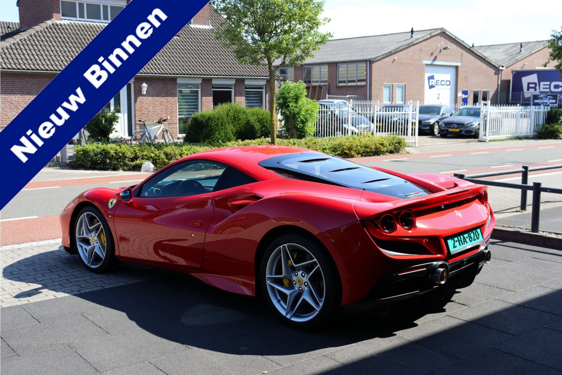 Ferrari F8 Tributo 3.9 V8 HELE BTW *Drivers Display/Carbon B, Auto's, Ferrari, Automaat, Achterwielaandrijving, Gebruikt, 1505 kg