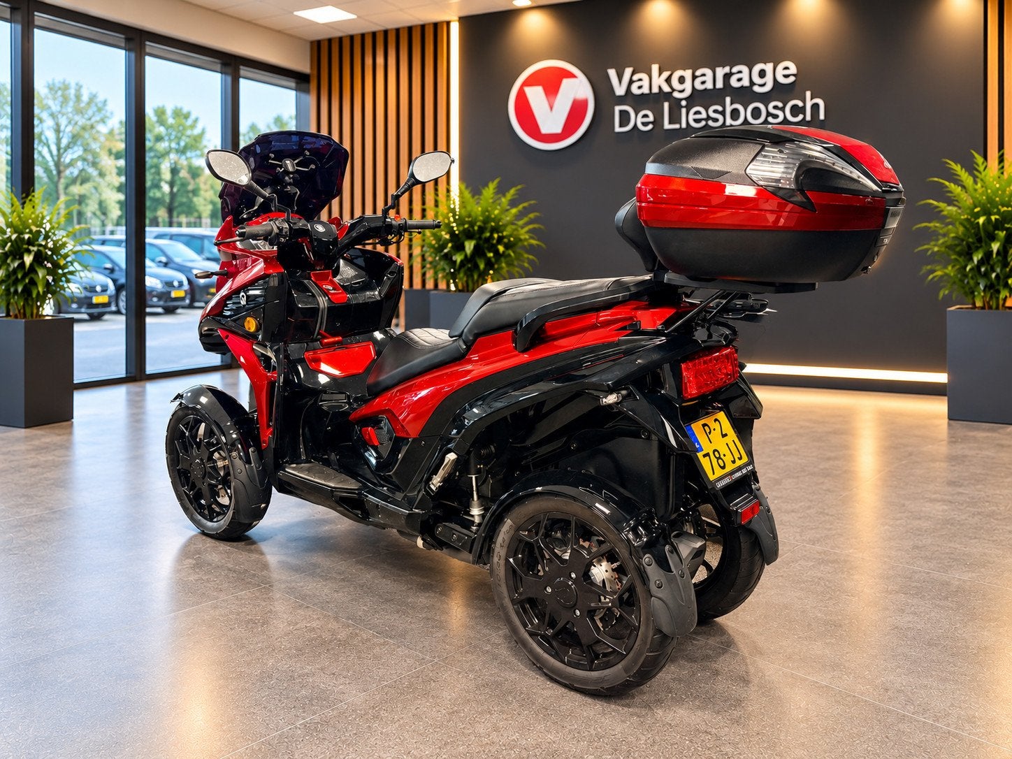 Quadro Scooter Qooder QV4 1890km / topkoffer /, Motoren, Scooter, 399 cc, Quadro, Automaat