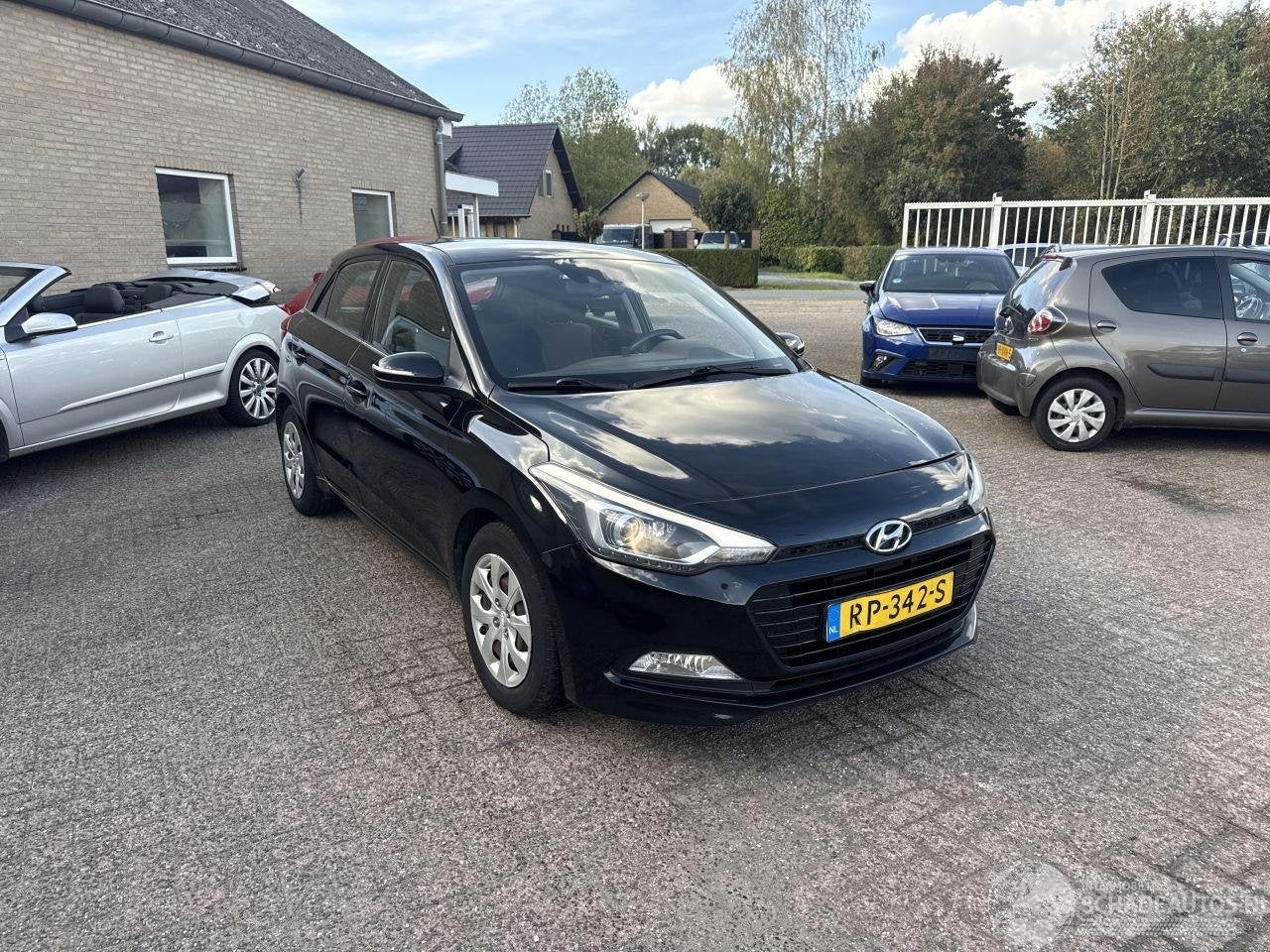 Hyundai i20 1.0 T-GDI Comfort REST BPM €400,-! (bj 2018), Hyundai Motor Deutschland GmbH, Zwart, Handgeschakeld, Kaiserleipromenade 5 ,63067, Offenbach am Main, Deutschland