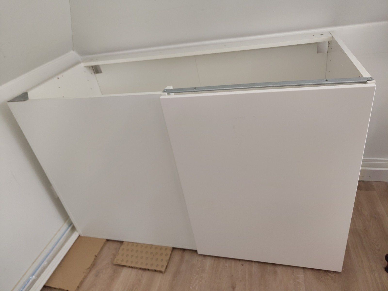IKEA METOD hoekonderkast - WIT - 128 x 60 x 80cm - incl deur, Ophalen, Wit, 50 tot 100 cm, Zo goed als nieuw