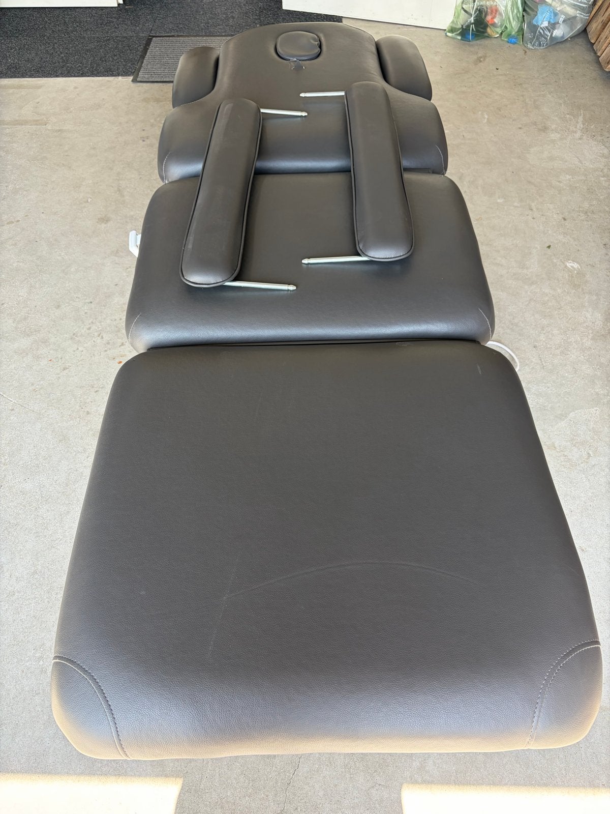Hilow Pro Deluxe Elektrische Massagetafel, Ophalen, Gebruikt, Massagetafel