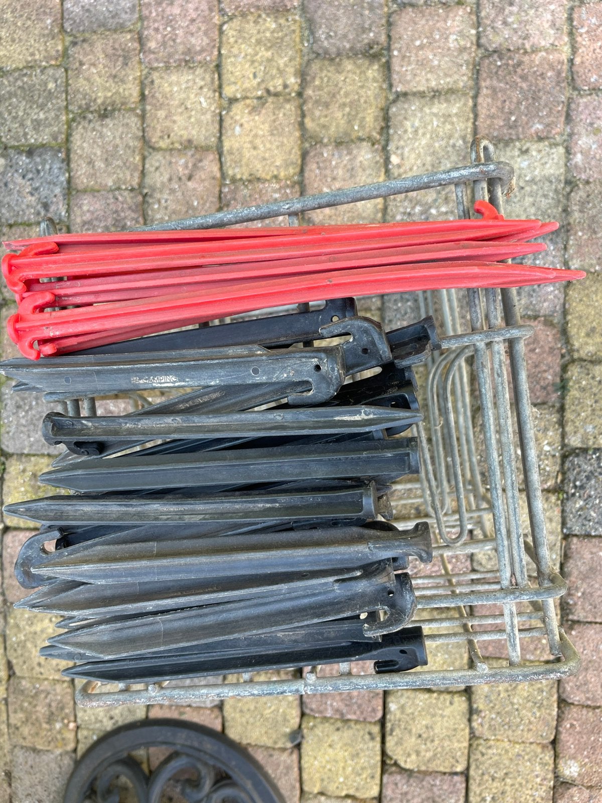 Opruiming Diverse haringen te koop, Ophalen of Verzenden, Zo goed als nieuw