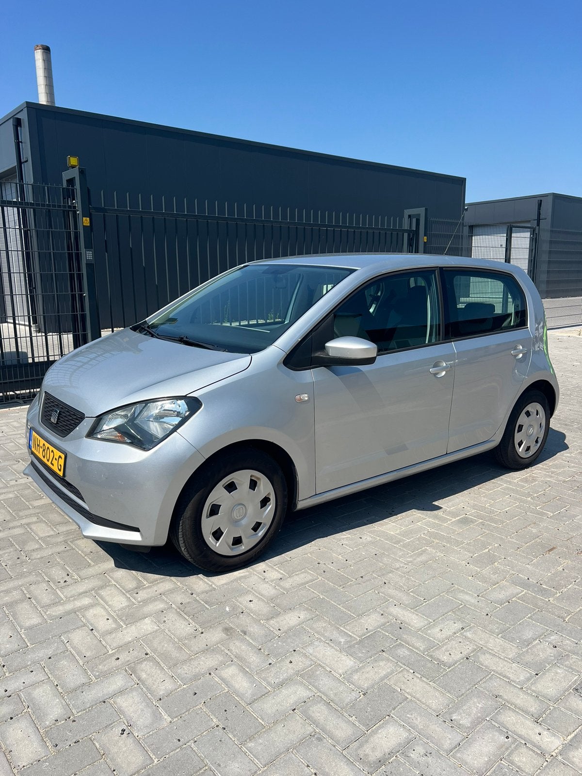 Seat Mii 1.0 44KW 2012 airco 5 Deurs Grijs, Auto's, Voorwielaandrijving, 4 stoelen, Mii, Bedrijf