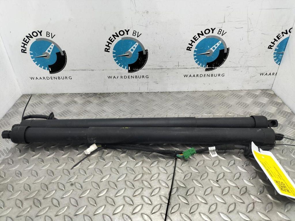 PEUGEOT 3008 ACHTERKLEP GASVEER / ELEKTRISCHE SPINDEL 2020, Ophalen of Verzenden, Gebruikt, Stiba lid