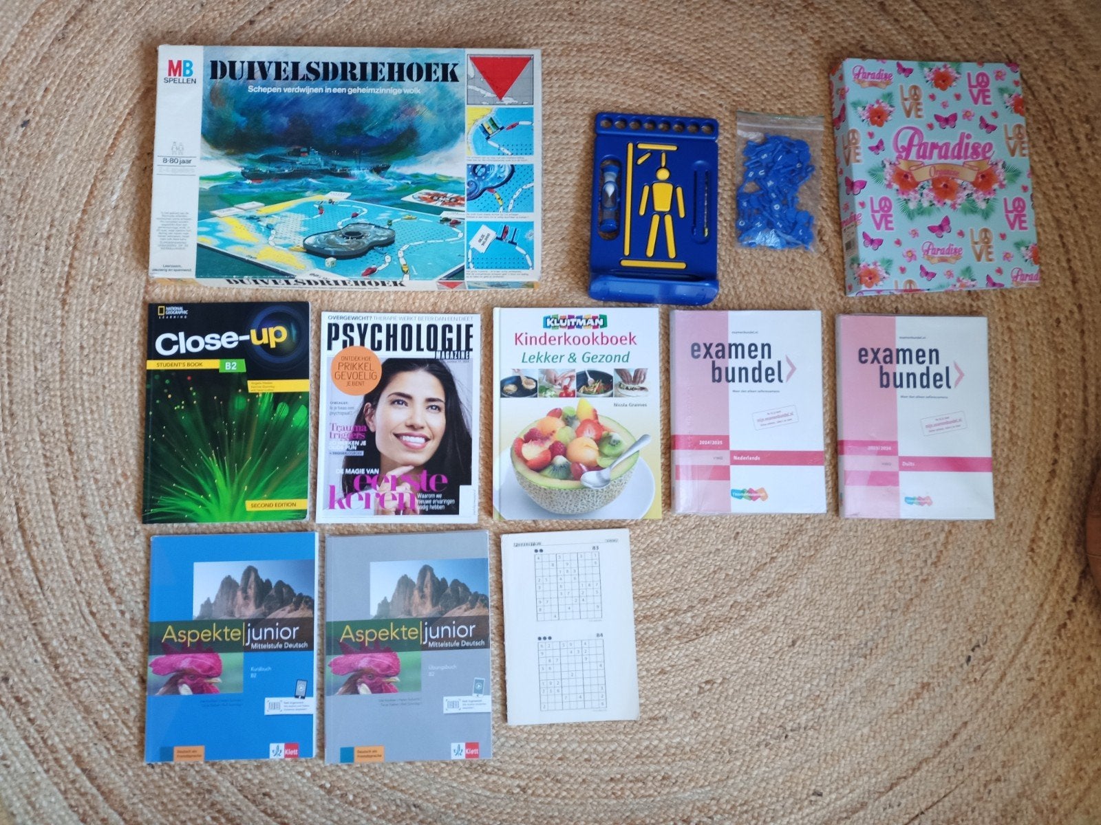 Gratis: Diverse boeken, spellen en schoolbenodigdheden, Ophalen, Gelezen, Overige niveaus, Diverse