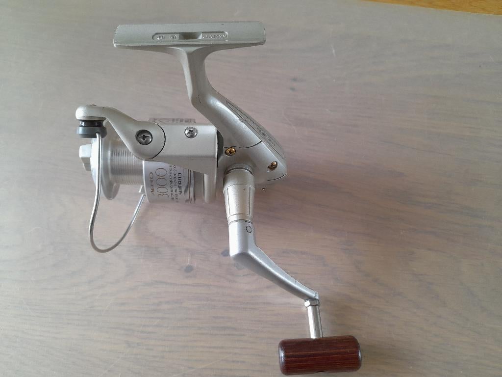 Mooie Shimano Aero (Stradic) 3000 molen uit 1991 als nieuw, Watersport en Boten, Hengelsport | Roofvissen, Ophalen of Verzenden