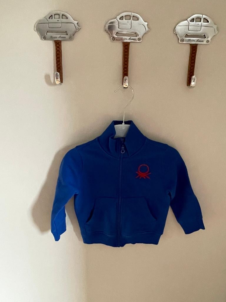 Vest blauw Benetton maat 86, Kinderen en Baby's, Babykleding | Maat 86, Ophalen, Truitje of Vestje, Zo goed als nieuw, Benetton