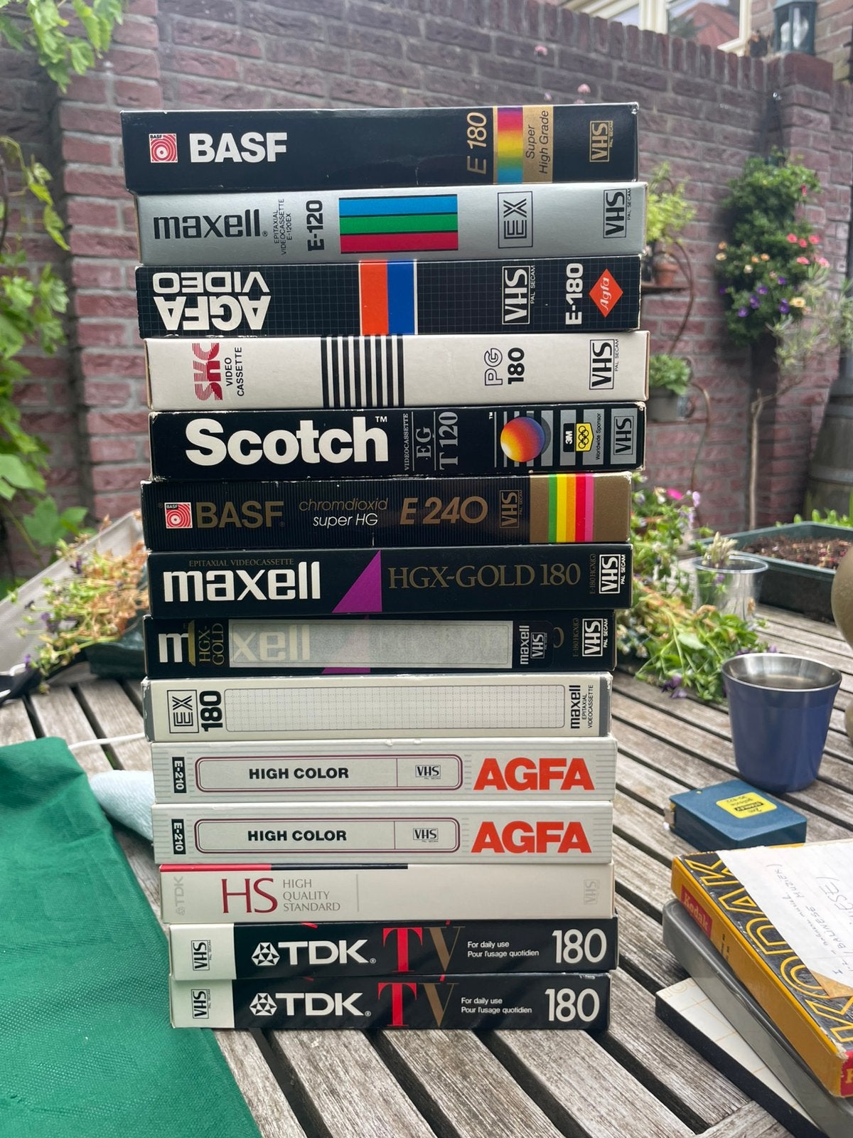 14 VHS-videobanden: BASF, Maxell, Agfa, Scotch, TDK, Ophalen of Verzenden, Gebruikt, Overige genres, 2 t/m 25 bandjes