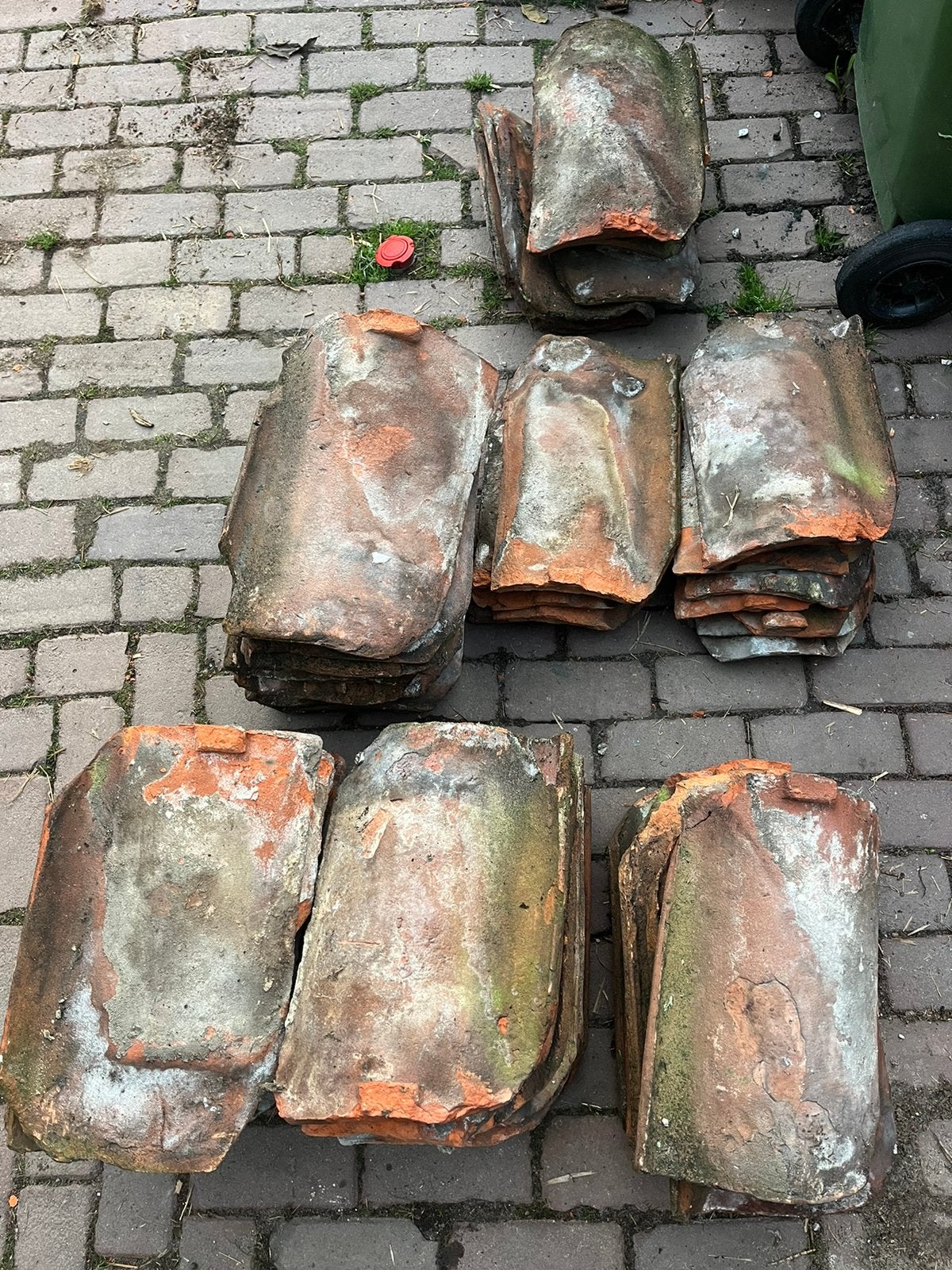 Oud hollandse dakpannen gratis, Ophalen, Steen of Klei, Zo goed als nieuw, 15 m² of meer