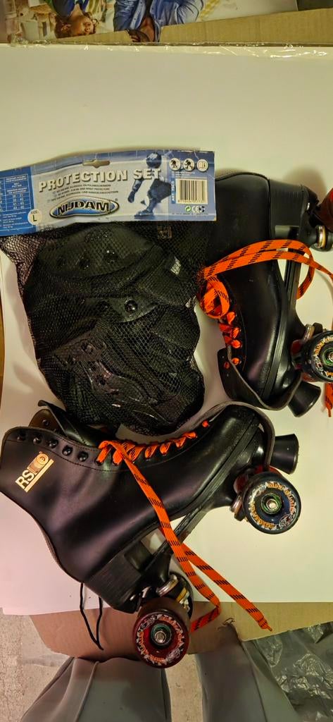 RSI Rollerskates Maat 41 met beschermset, Ophalen