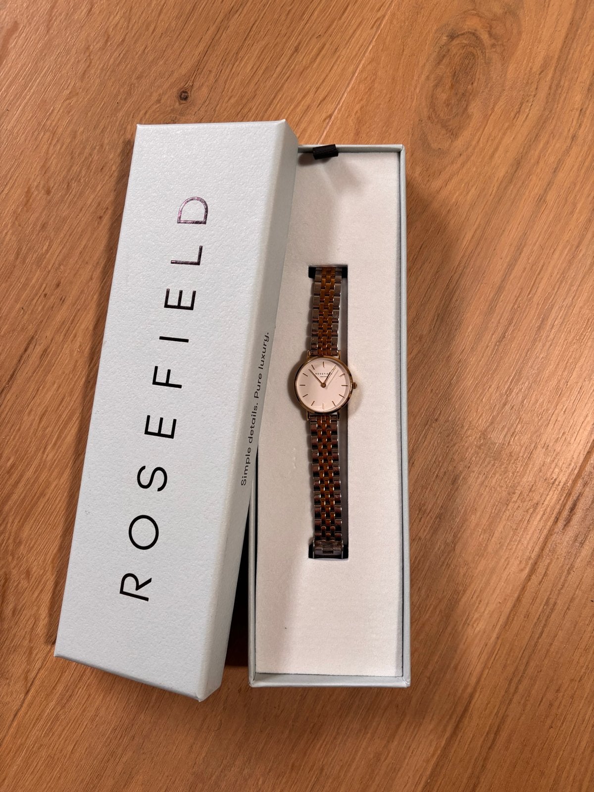 Rosefield horloge met tweekleurige band, Overige merken, Staal, Polshorloge, Ophalen of Verzenden