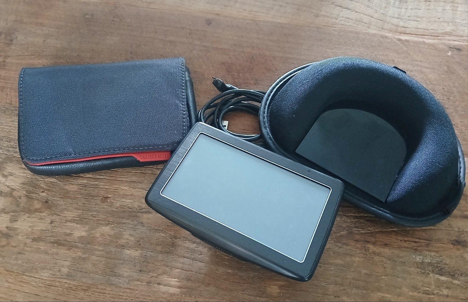 Tom Tom navigatie incl. TomTom hoesje en TomTom beanbag, Ophalen of Verzenden