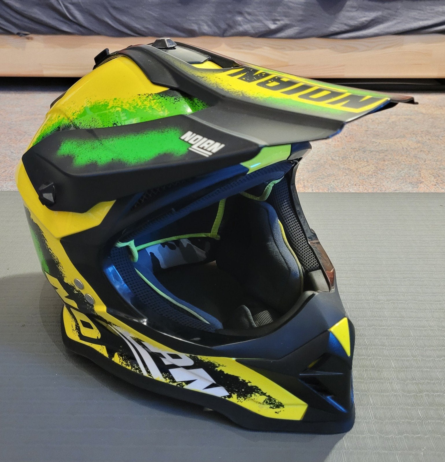 Nolan N53 Offroadhelm - Maat XL - Geel/Groen/Zwart, Motoren, Ophalen, Offroadhelm, Nolan, XL