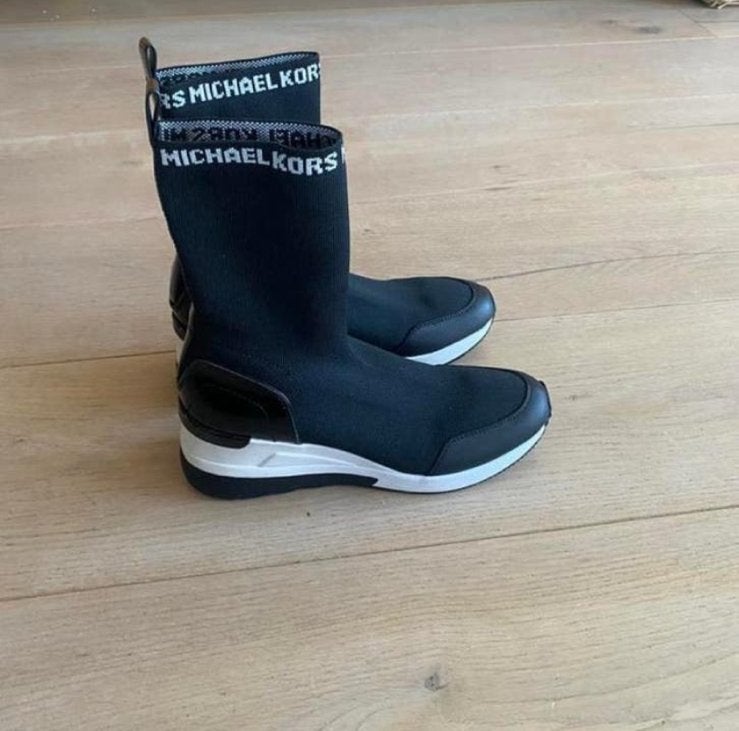 Michael kors skyler bootie 40 nieuwstaat, Zwart, Ophalen of Verzenden, Sneakers of Gympen, Zo goed als nieuw