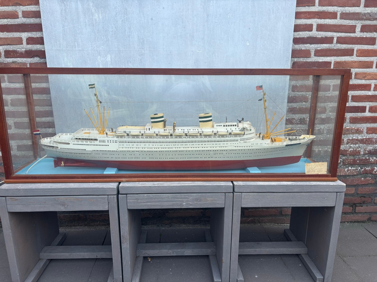 Gedetailleerd schaalmodel S.S. Nieuw Amsterdam in vitrine, Ophalen, Gebruikt, Groter dan 1:32, Overige merken