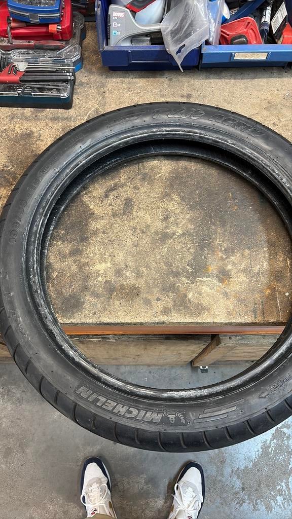 Motorbanden voor en achter, Motoren, Ophalen of Verzenden, Gebruikt