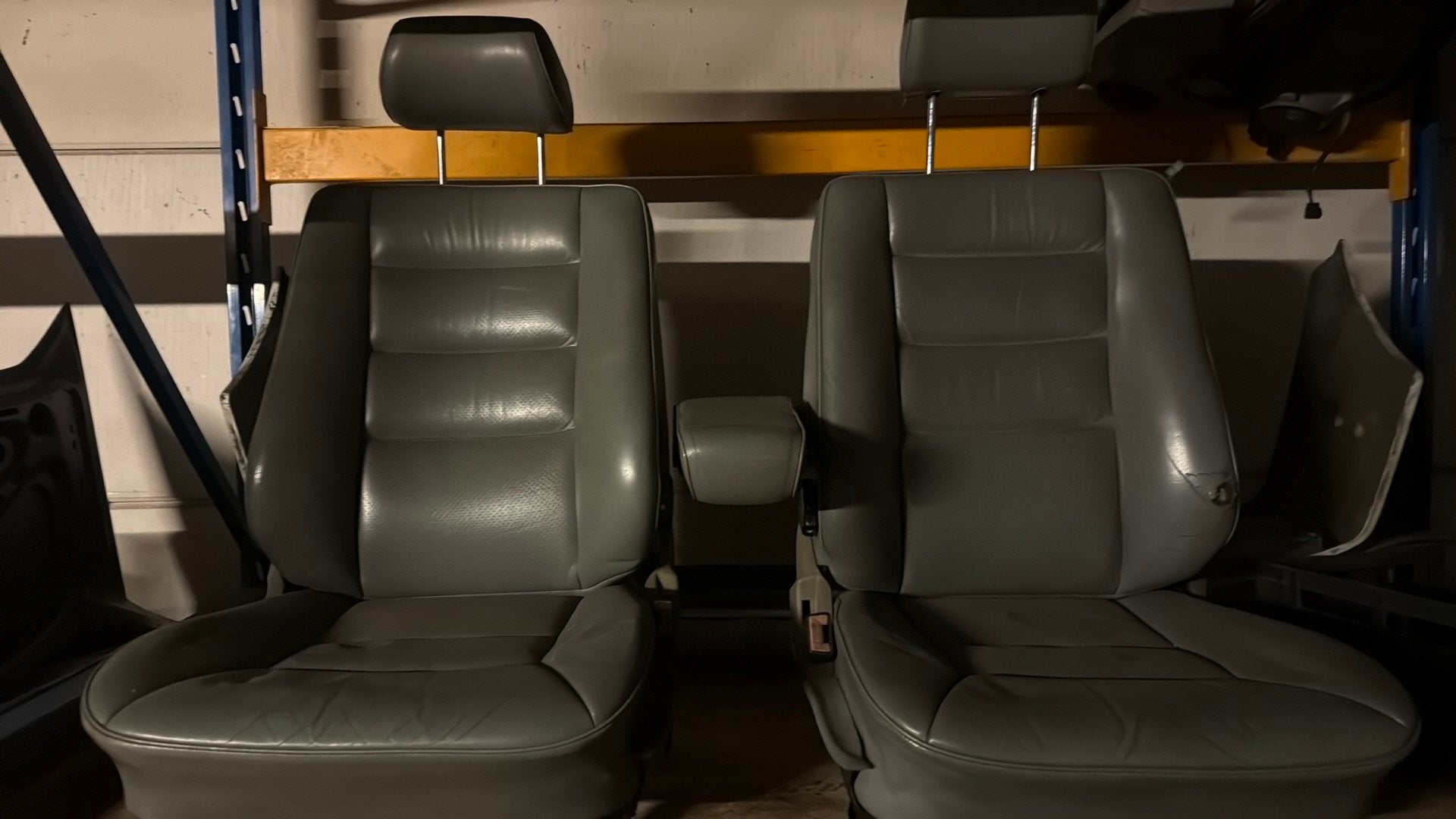 W124 combi interieur 7persoons leer, Ophalen