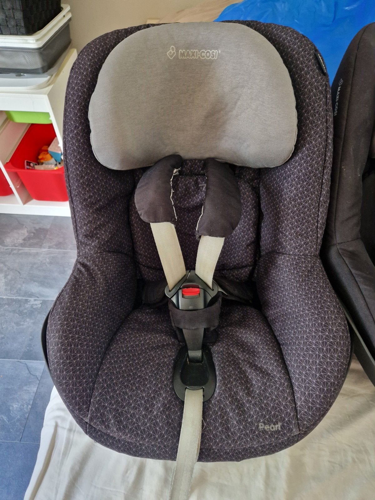 2x Maxi-Cosi Pearl autostoel voor FamilyFix systeem, Ophalen, Verstelbare rugleuning, Gebruikt, 9 t/m 18 kg