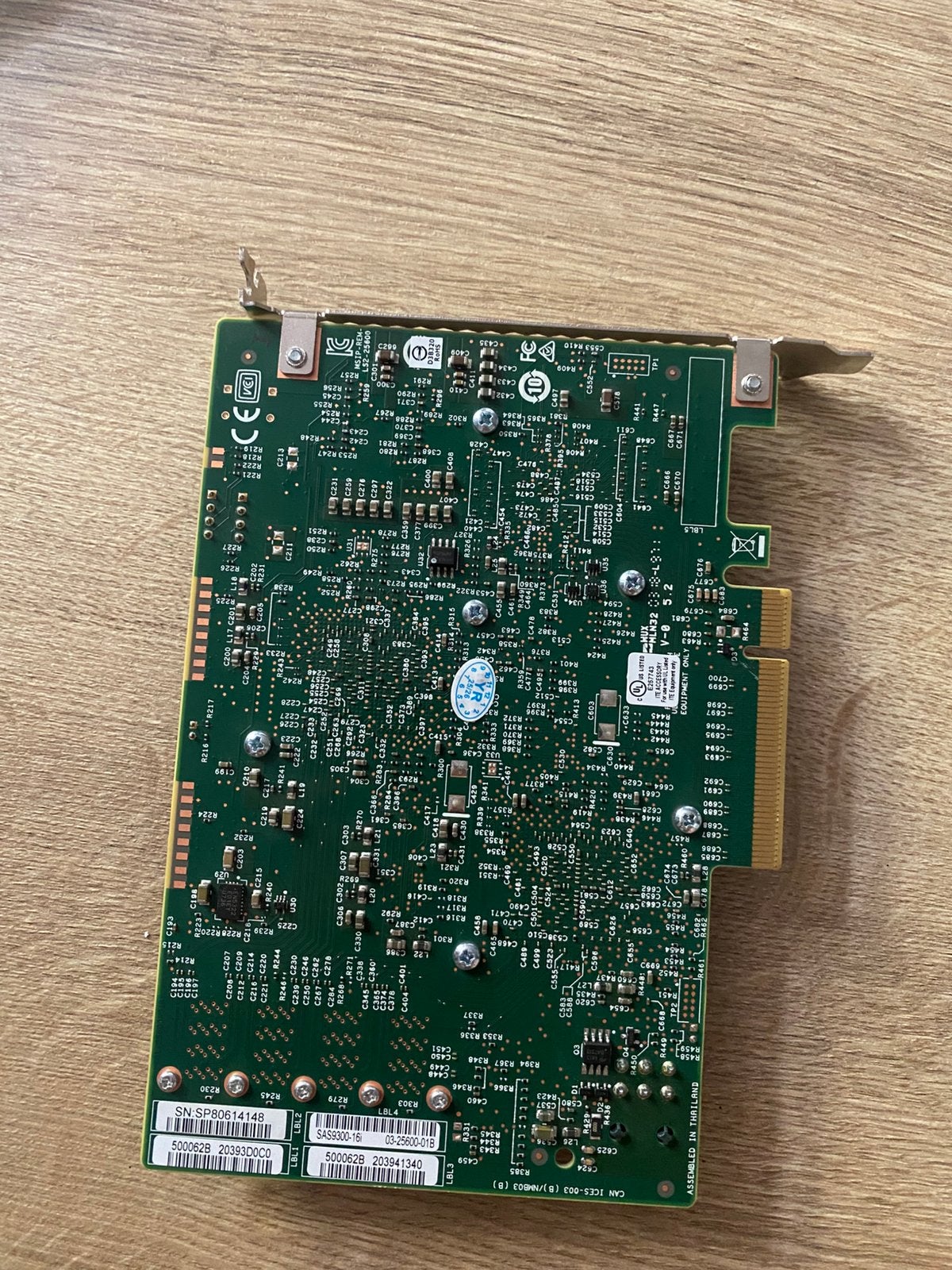 LSI SAS 9300-16i HBA controller 16-poorts 12Gb/s – nieuw, Ophalen of Verzenden, Nieuw