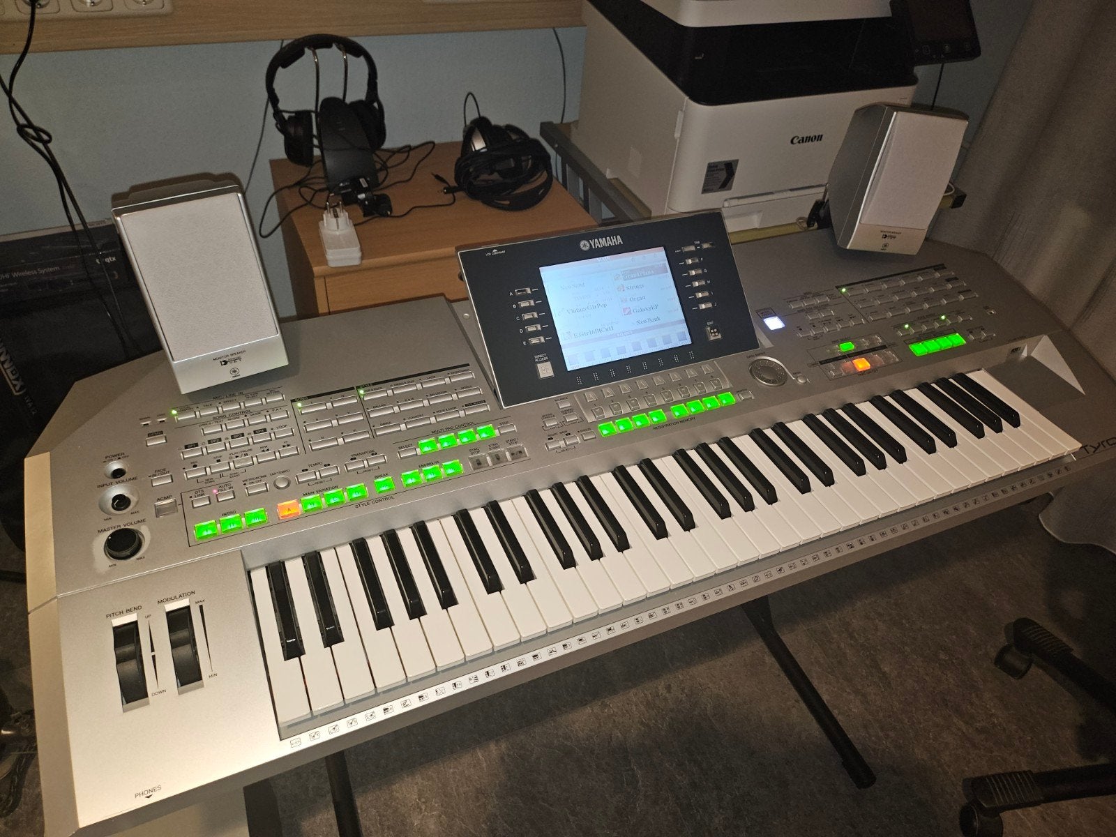 Yamaha Tyros 2 Workstation Keyboard, Muziek en Instrumenten, Ophalen, Yamaha, Aanslaggevoelig, 61 toetsen