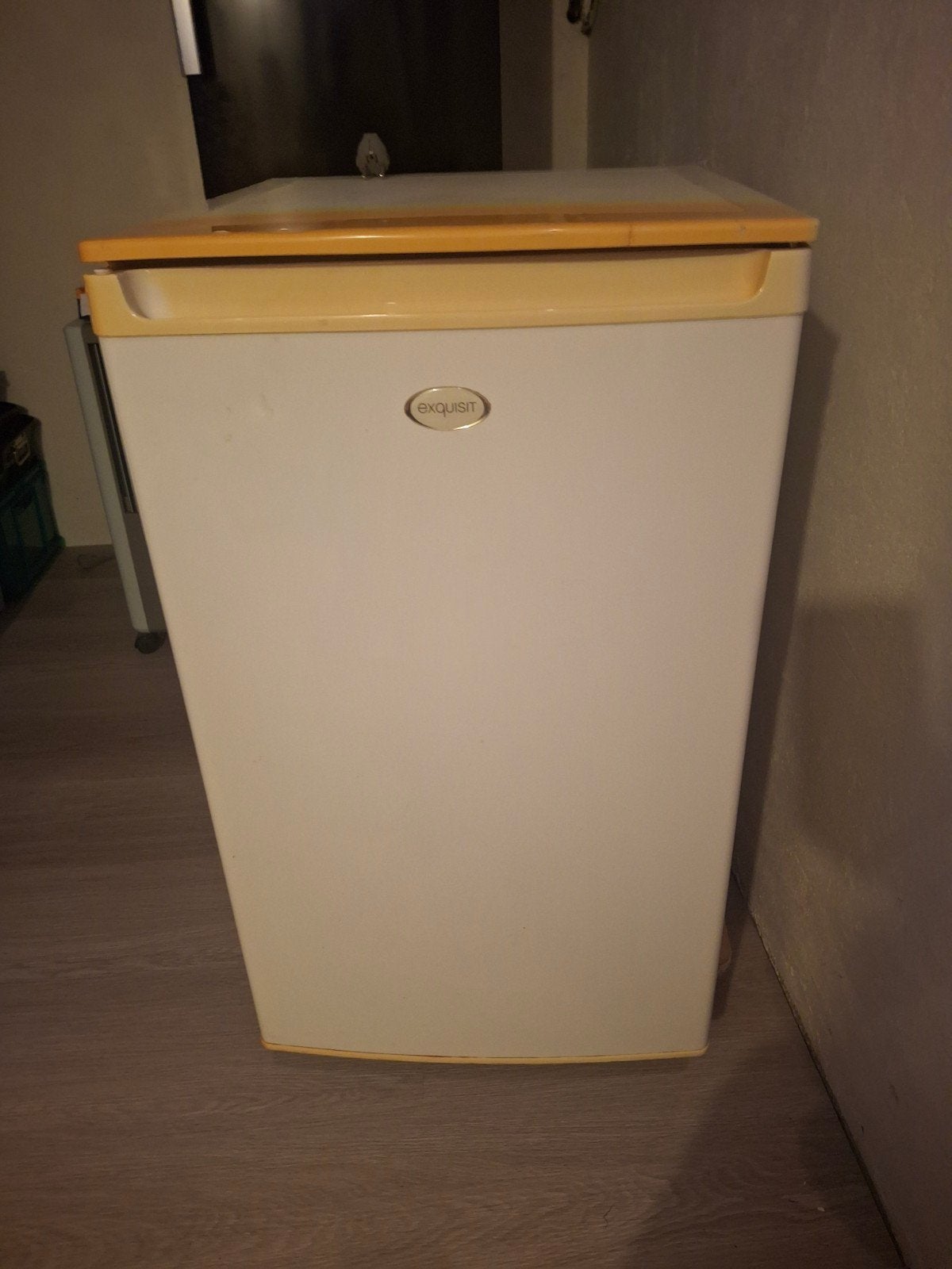 Diepvries tafelmodel - gratis af te halen, Witgoed en Apparatuur, Ophalen, Gebruikt, Minder dan 60 cm, 85 tot 120 cm