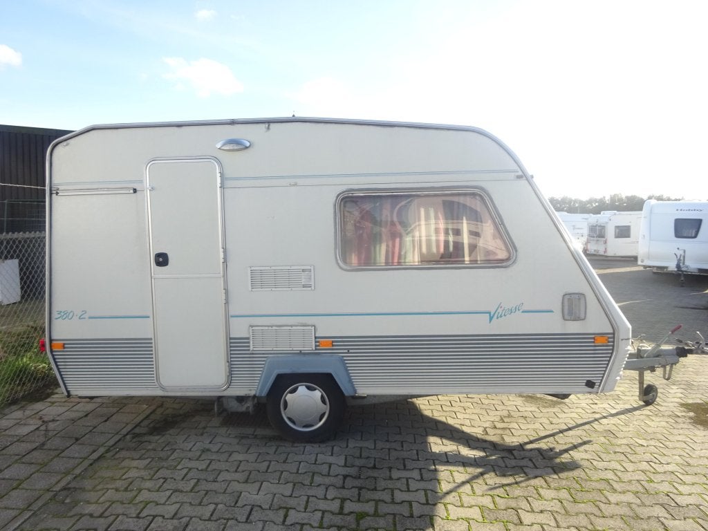 Beyerland 380-2 Koopje, Caravans en Kamperen, Rondzit, Tot en met 2, Bedrijf, Kachel