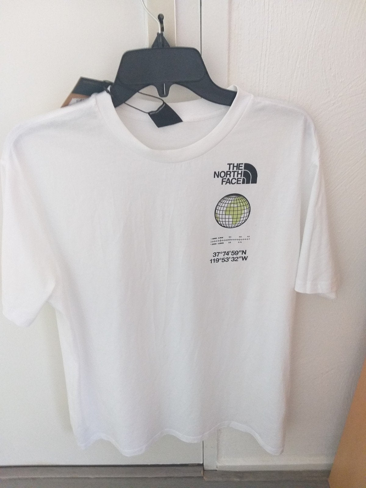 Nieuwe t-shirt van THE NORTH FACE maat M van  JD, Ophalen, Nieuw