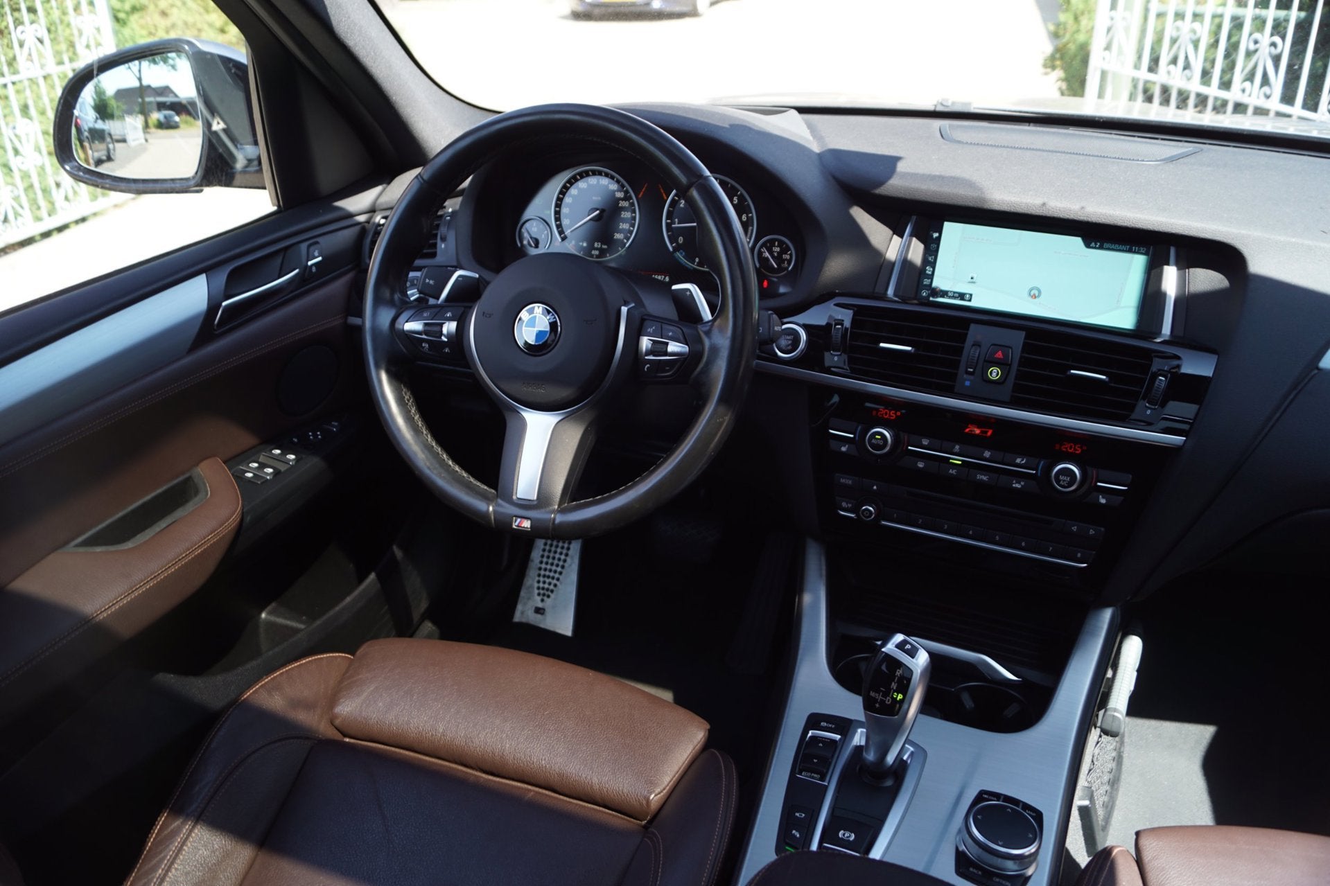 Foto 3 van BMW X3 S-Drive20i Centennial High Executive M Sport Autom Pa
