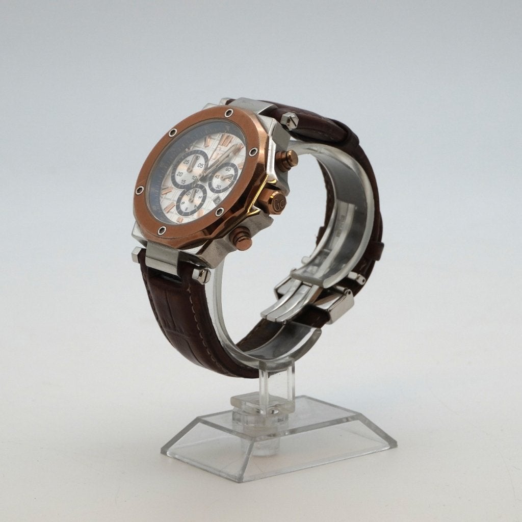 Guess Collection GC X72035G1S Horloge in Nette Staat, Guess, Zo goed als nieuw, Support@guess.com, 1444 South Alameda St
Los Angeles, CA 90021
USA