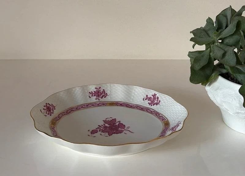 Herend Apponyi Pink serveerschaal, Ophalen of Verzenden, Zo goed als nieuw, Porselein, Bord of Schaal