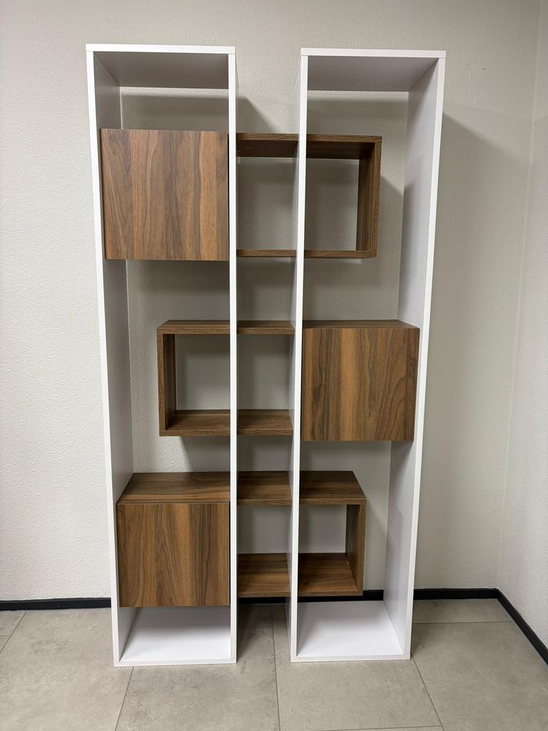 Moderne Boekenkast met deurtjes, Ophalen, Nieuw, 50 tot 100 cm, 150 tot 200 cm